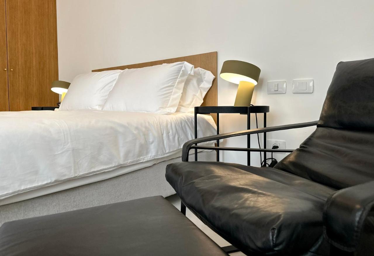 Rothschild 69 Hotel Tel Aviv Bagian luar foto