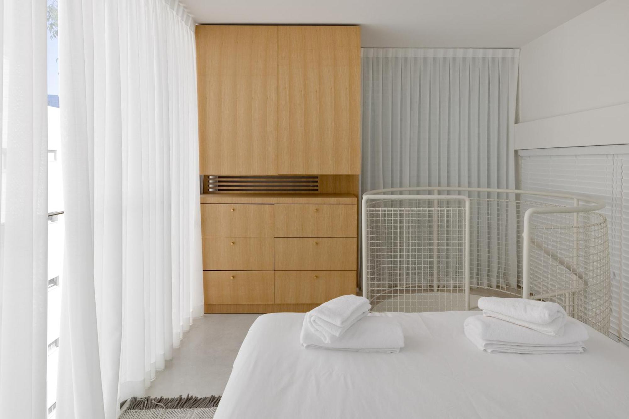 Rothschild 69 Hotel Tel Aviv Bagian luar foto