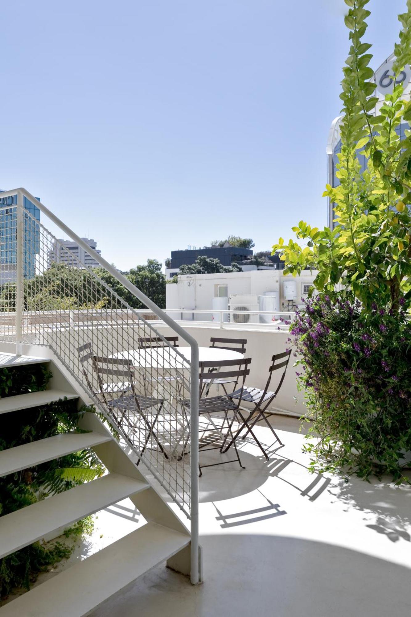 Rothschild 69 Hotel Tel Aviv Bagian luar foto