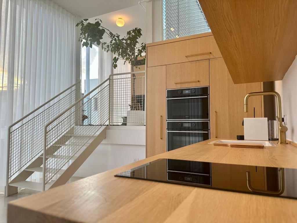 Rothschild 69 Hotel Tel Aviv Bagian luar foto